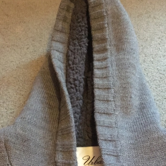 Urban Behavior Vest - Picture 5 of 6